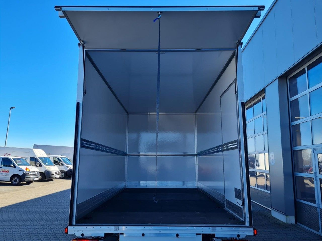 Renault Master 35 New Möbel Koffer LBW KLIMA TEMPOMAT - Фургон с закрытым кузовом: фото 5 Renault Master 35 New Möbel Koffer LBW KLIMA TEMPOMAT - Фургон с закрытым кузовом: фото 5