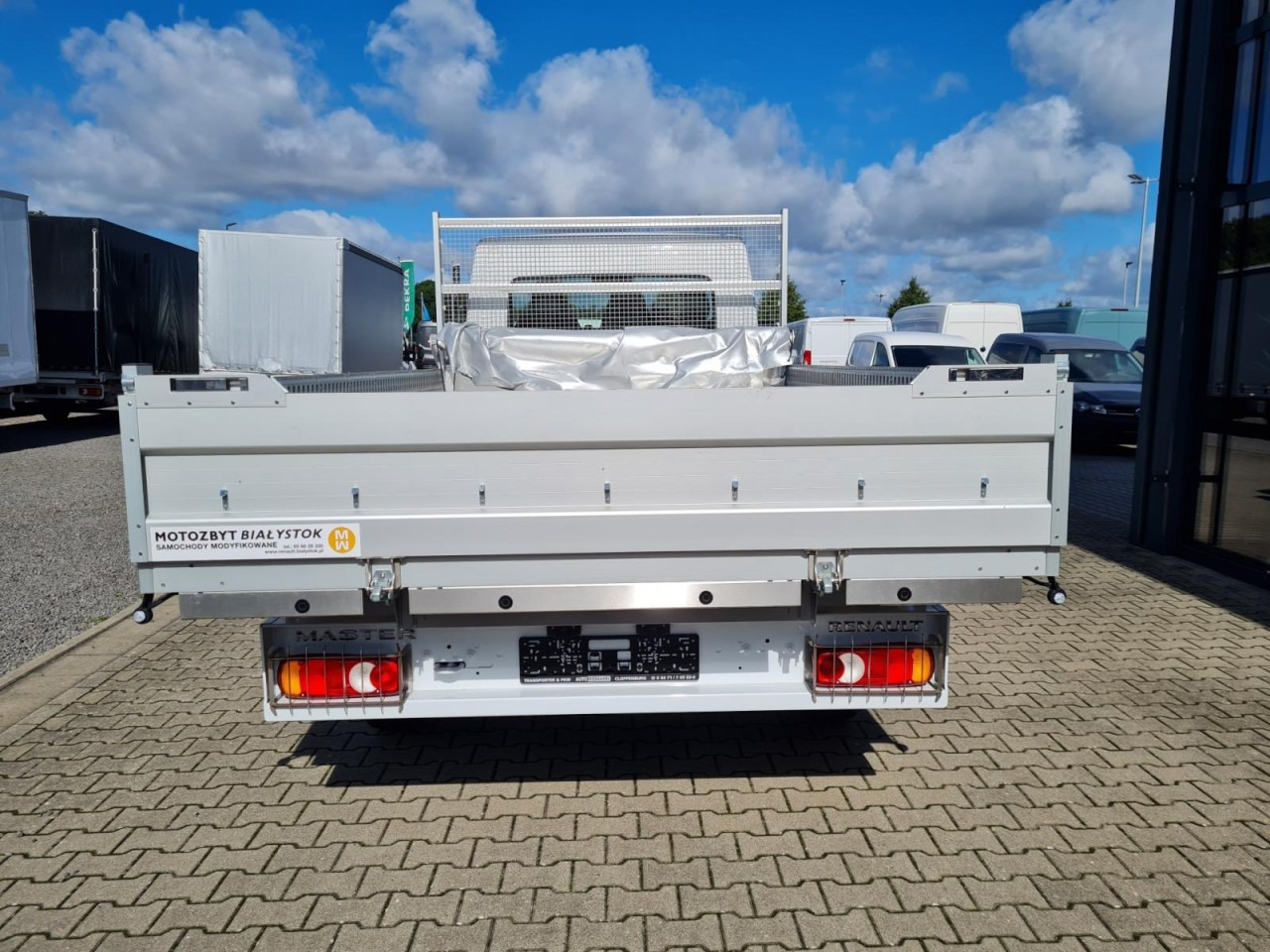 Малотоннажный бортовой грузовик Renault Master 35 Pritsche Kipper AHK 3,5to LUFTFEDERUNG: фото 18