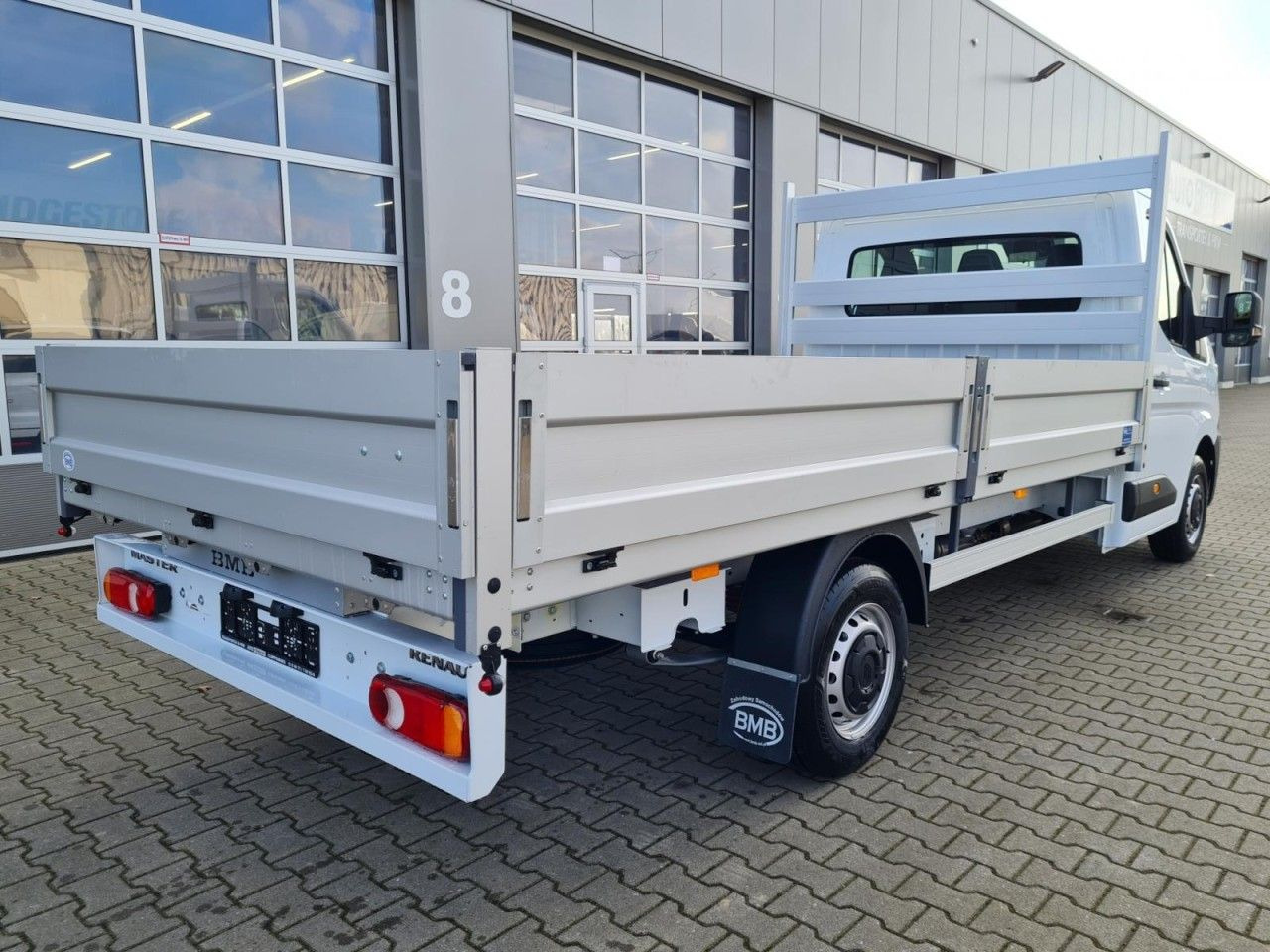 Renault Master New 35 Pritsche lang KLIMA KOMFORT TEMPOM - Малотоннажный бортовой грузовик: фото 4 Renault Master New 35 Pritsche lang KLIMA KOMFORT TEMPOM - Малотоннажный бортовой грузовик: фото 4