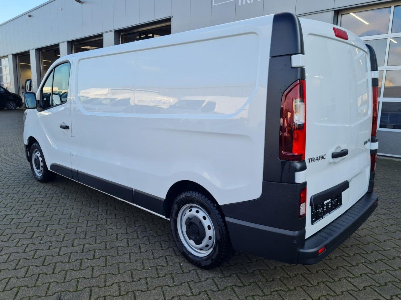 Renault Trafic Kühlkasten L2 Frischdienst 3.0to Tempomat - Легковой фургон: фото 4 Renault Trafic Kühlkasten L2 Frischdienst 3.0to Tempomat - Легковой фургон: фото 4