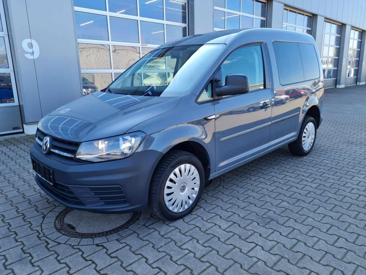 Volkswagen Caddy 4Motion TDi Kombi 5-Sitze TEMPO STHZ REGALSYSTEM - Грузопассажирский фургон: фото 3 Volkswagen Caddy 4Motion TDi Kombi 5-Sitze TEMPO STHZ REGALSYSTEM - Грузопассажирский фургон: фото 3