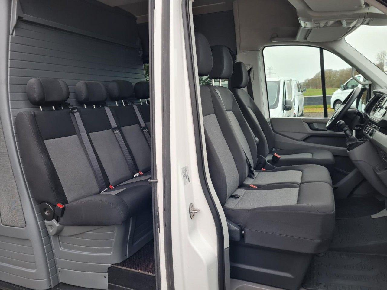 Цельнометаллический фургон, Грузопассажирский фургон Volkswagen Crafter 35 Kasten 4MOTION L4H3 Plus Doka 7-Sitze: фото 10