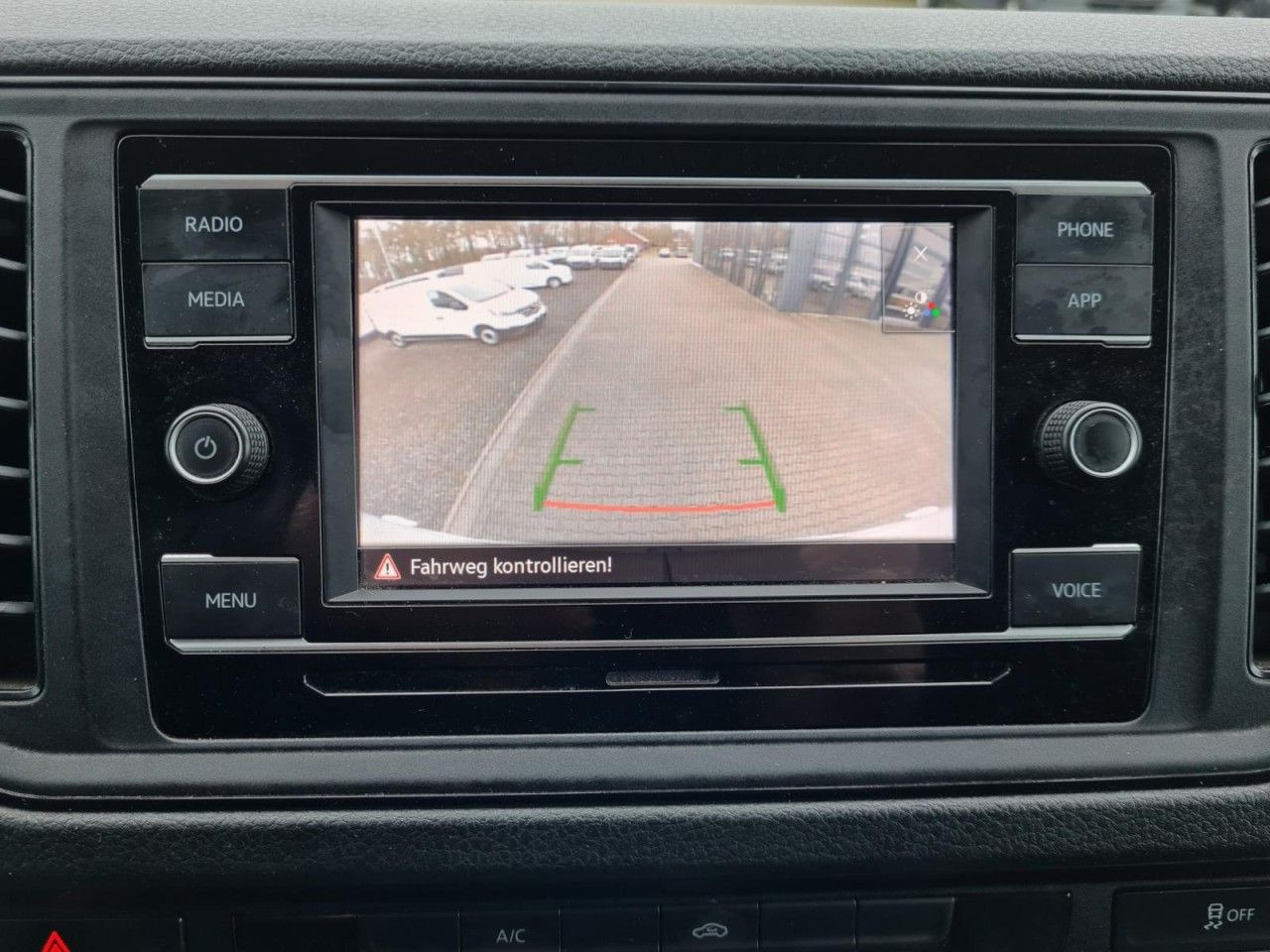 Цельнометаллический фургон, Грузопассажирский фургон Volkswagen Crafter 35 Kasten 4MOTION L4H3 Plus Doka 7-Sitze: фото 16