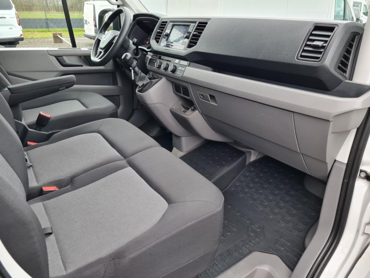Цельнометаллический фургон, Грузопассажирский фургон Volkswagen Crafter 35 Kasten 4MOTION L4H3 Plus Doka 7-Sitze: фото 8