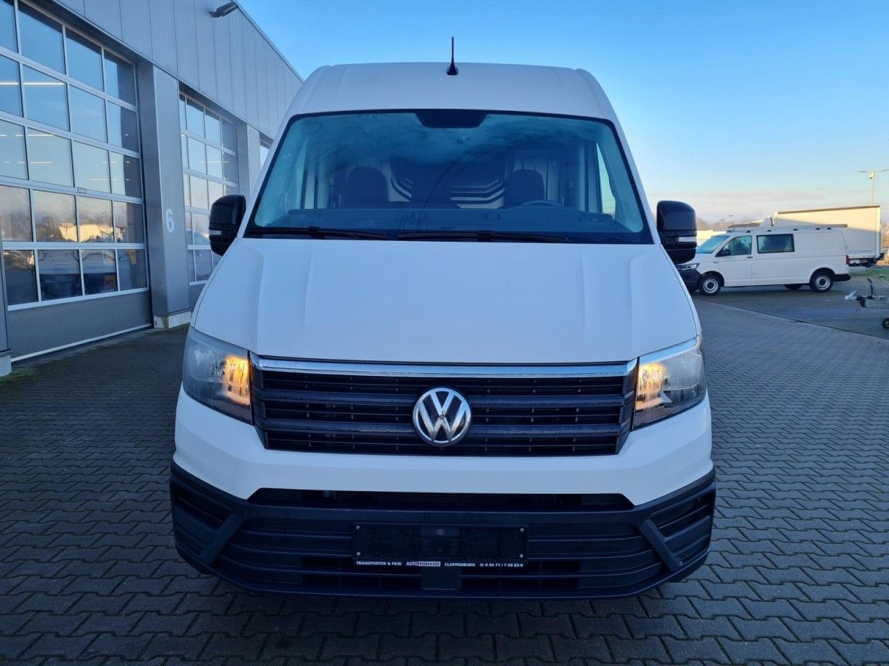 Volkswagen Crafter 35 Kasten lang L4H2 KAMERA NAVI_APP HOLZ - Цельнометаллический фургон: фото 2 Volkswagen Crafter 35 Kasten lang L4H2 KAMERA NAVI_APP HOLZ - Цельнометаллический фургон: фото 2