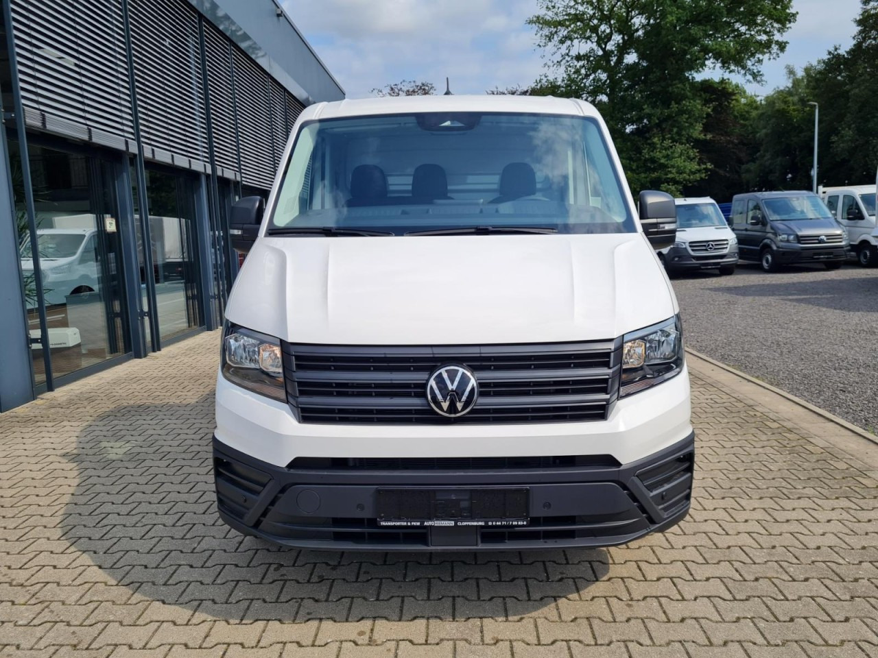 Volkswagen Crafter 35 Pritsche TDi L4 lang KLIMA TEMPOMAT - Малотоннажный бортовой грузовик: фото 2 Volkswagen Crafter 35 Pritsche TDi L4 lang KLIMA TEMPOMAT - Малотоннажный бортовой грузовик: фото 2
