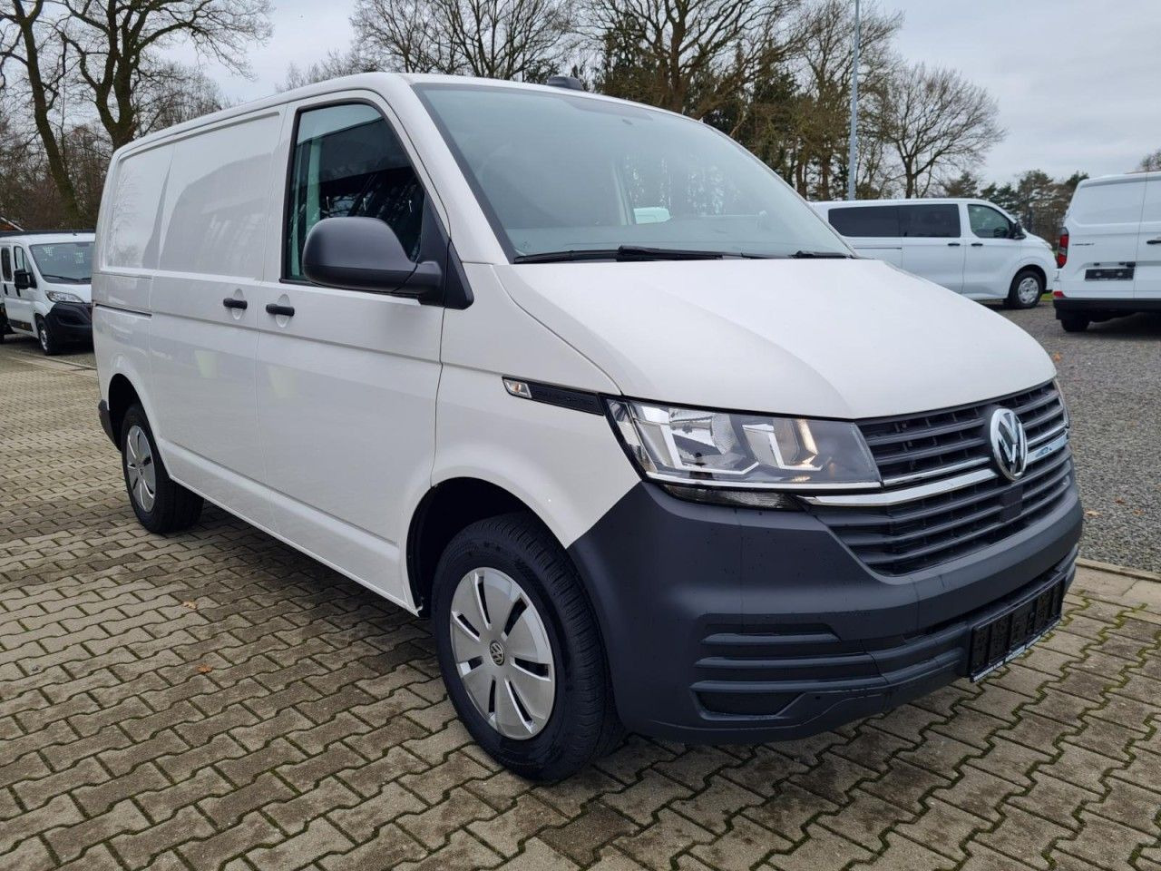 Volkswagen T6.1 Kasten L1 KR Heckklappe KAMERA KLIMA ALLWET - Легковой фургон: фото 3 Volkswagen T6.1 Kasten L1 KR Heckklappe KAMERA KLIMA ALLWET - Легковой фургон: фото 3