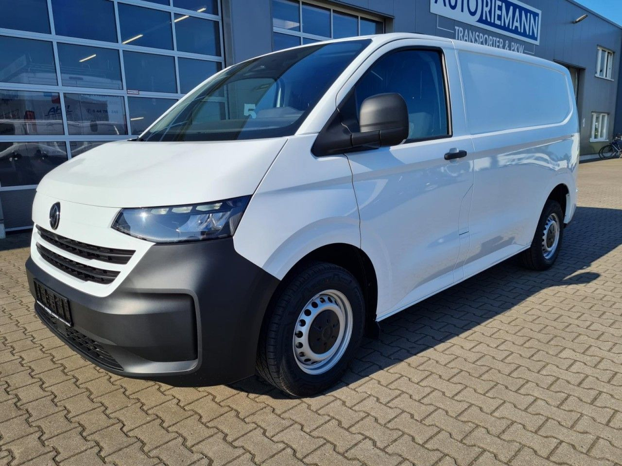 Volkswagen T7 Kasten Tdi KR Heckklappe PDC KLIMA TEMPOMAT - Легковой фургон: фото 2 Volkswagen T7 Kasten Tdi KR Heckklappe PDC KLIMA TEMPOMAT - Легковой фургон: фото 2