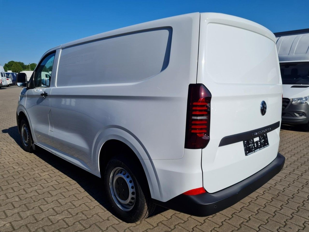 Volkswagen T7 Kasten Tdi KR Heckklappe PDC KLIMA TEMPOMAT - Легковой фургон: фото 4 Volkswagen T7 Kasten Tdi KR Heckklappe PDC KLIMA TEMPOMAT - Легковой фургон: фото 4