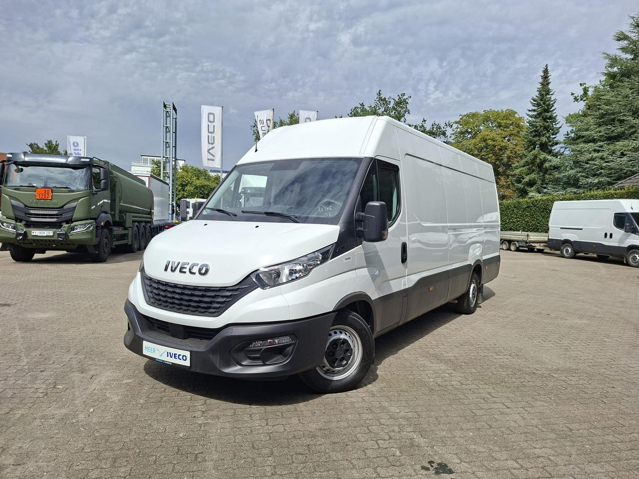 Iveco Daily 35S16V Klima 4100 115 kW (156 PS), Auto... - Цельнометаллический фургон: фото 1 Iveco Daily 35S16V Klima 4100 115 kW (156 PS), Auto... - Цельнометаллический фургон: фото 1