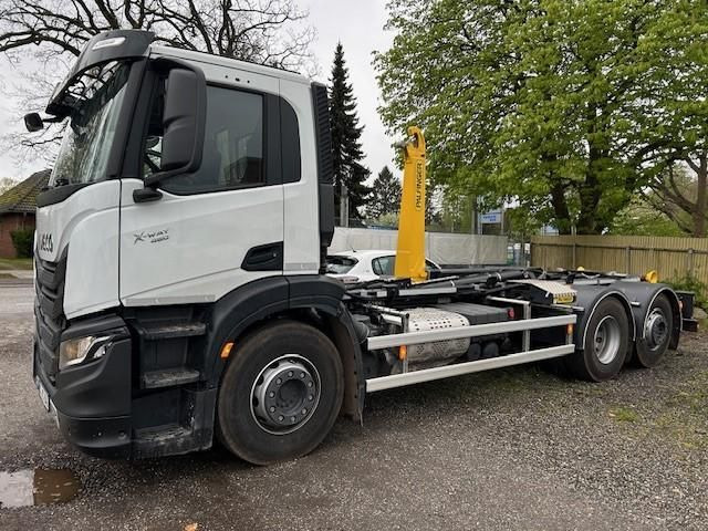 Iveco X-WAY AD280X46Y/PS ON Palfinger PH T20 SLD5 3... - Самосвал: фото 4 Iveco X-WAY AD280X46Y/PS ON Palfinger PH T20 SLD5 3... - Самосвал: фото 4