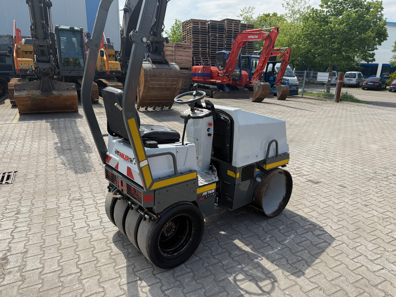 Ammann AV16K Kombiwalze - Комбинированный каток: фото 4 Ammann AV16K Kombiwalze - Комбинированный каток: фото 4