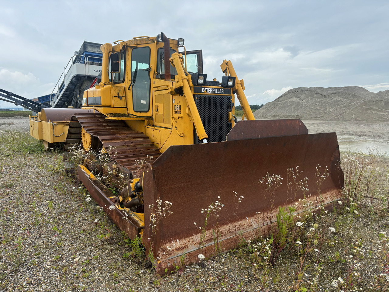 CAT D6H Series 2 Raupe mit Heckaufreißer - Бульдозер: фото 3 CAT D6H Series 2 Raupe mit Heckaufreißer - Бульдозер: фото 3
