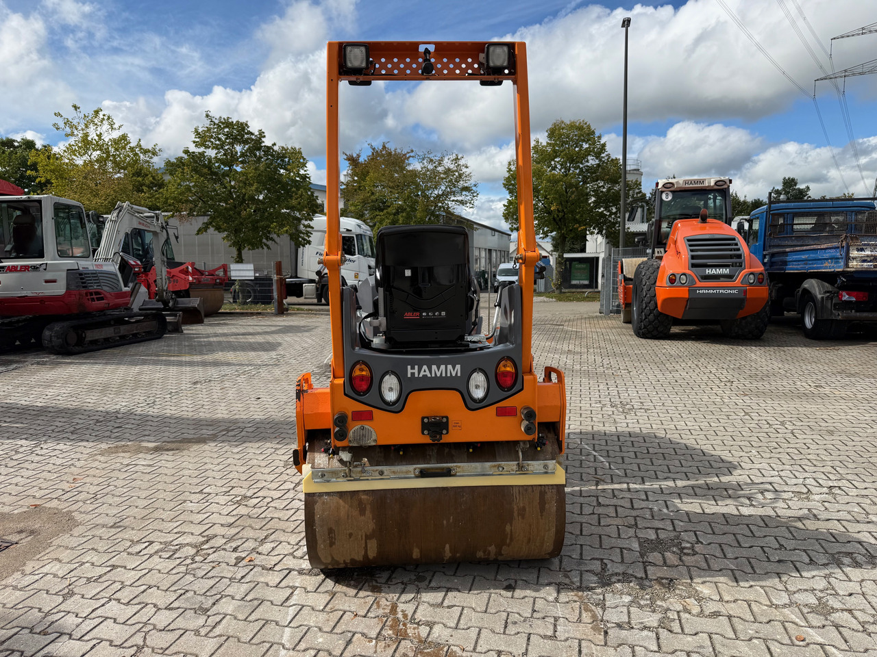 HAMM HD12i VO VIO Tandemwalze mit Oszillation - Дорожный каток: фото 5 HAMM HD12i VO VIO Tandemwalze mit Oszillation - Дорожный каток: фото 5