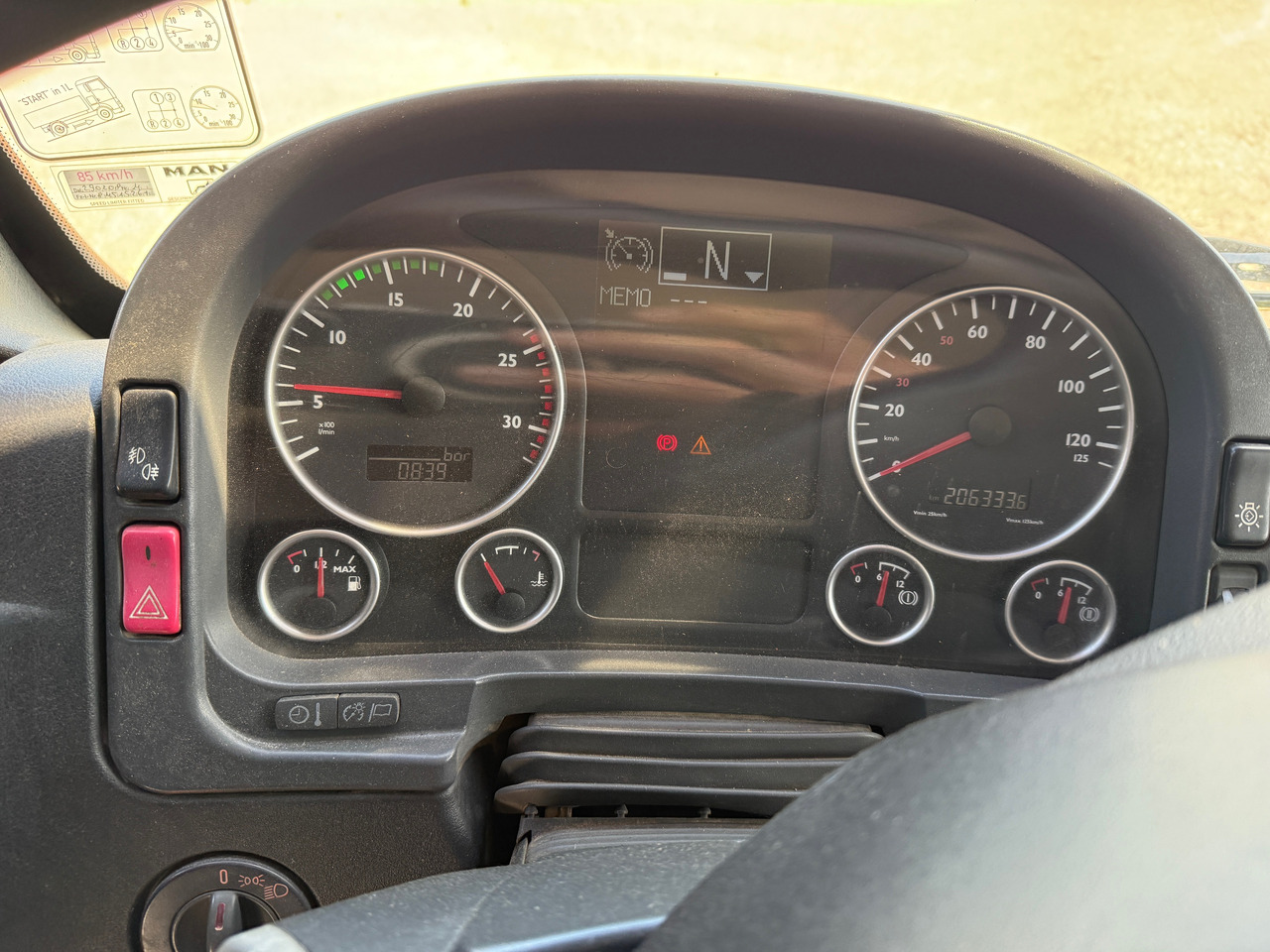 Самосвал MAN TGA 26.480 6x4 SZM mit Kippauflieger: фото 12 Самосвал MAN TGA 26.480 6x4 SZM mit Kippauflieger: фото 12