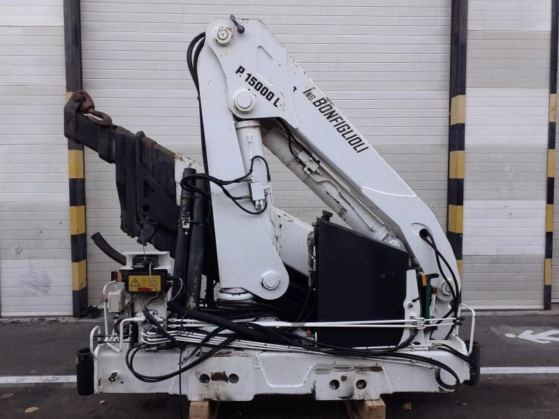 Grúa Bonfiglioli P.15000L - Кран-манипулятор для Грузовиков: фото 3 Grúa Bonfiglioli P.15000L - Кран-манипулятор для Грузовиков: фото 3