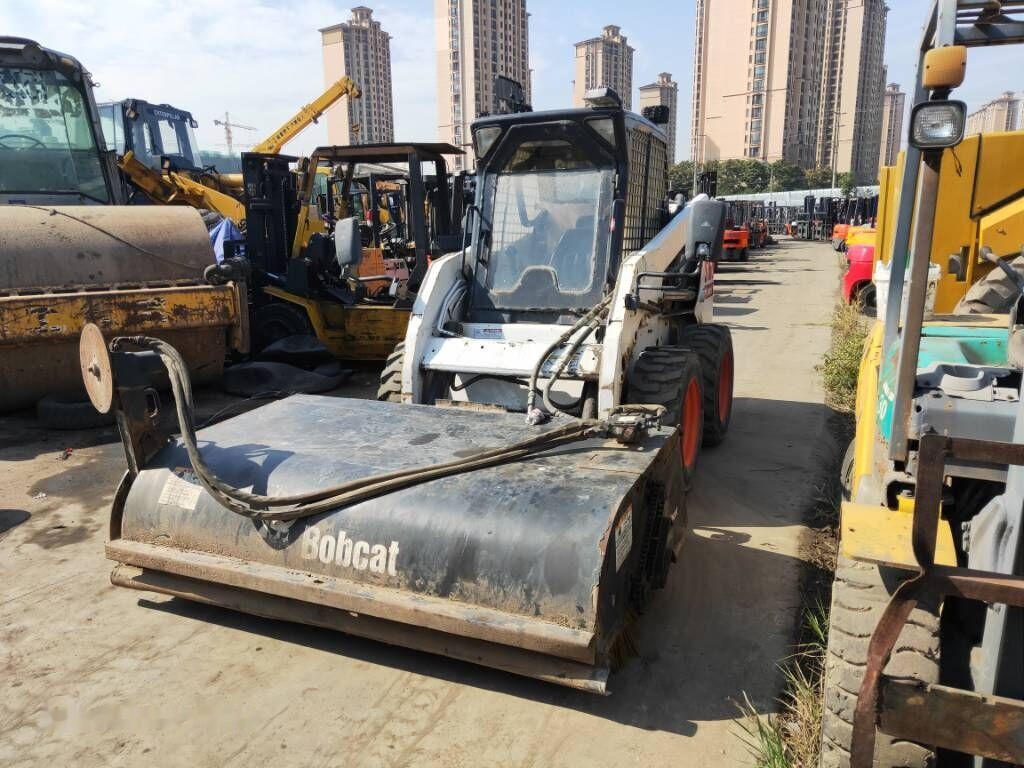 Bobcat S 160 - Мини-погрузчик с бортовым поворотом: фото 5 Bobcat S 160 - Мини-погрузчик с бортовым поворотом: фото 5