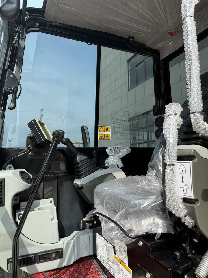 CATERPILLAR 305.5E2 - Мини-экскаватор: фото 5 CATERPILLAR 305.5E2 - Мини-экскаватор: фото 5