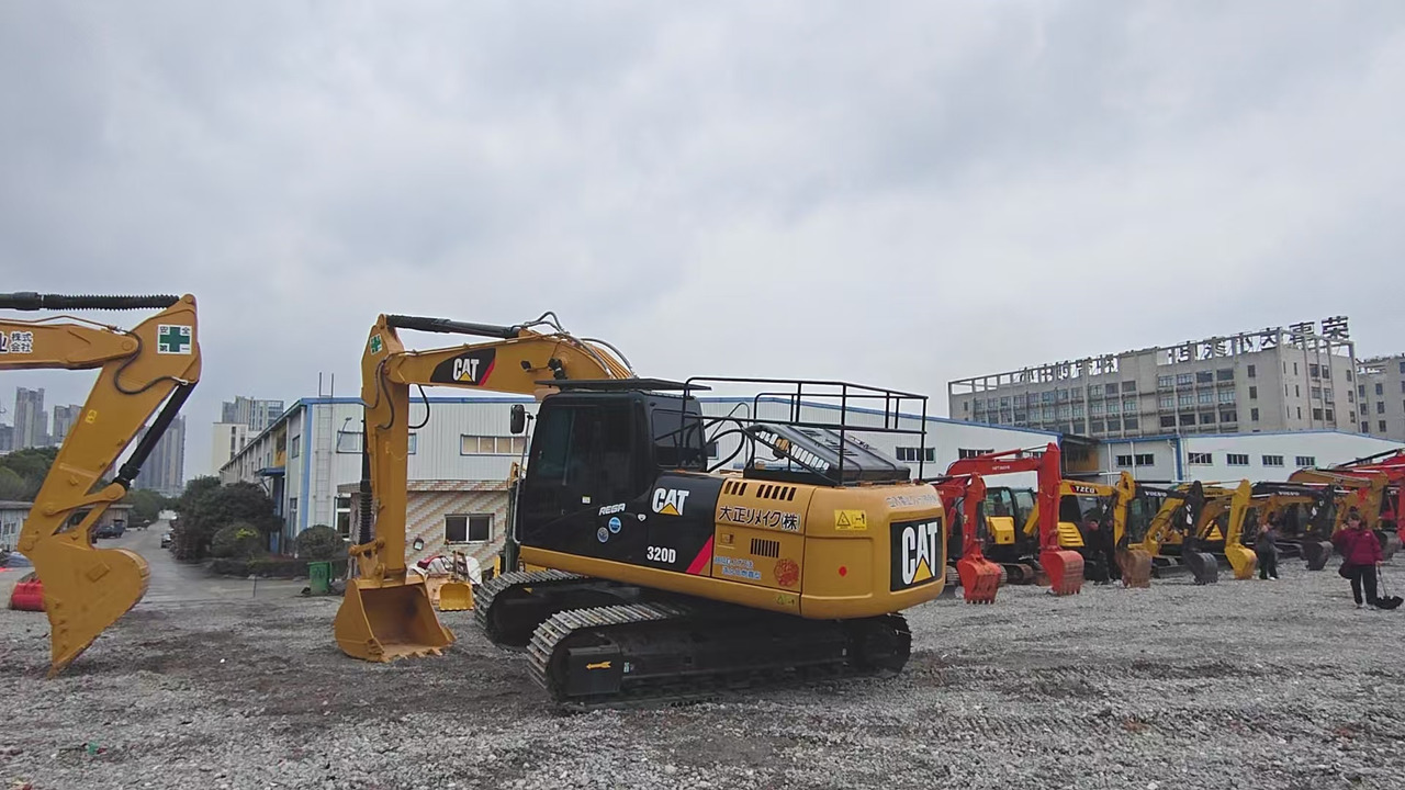 Caterpillar 320D - Гусеничный экскаватор: фото 4 Caterpillar 320D - Гусеничный экскаватор: фото 4