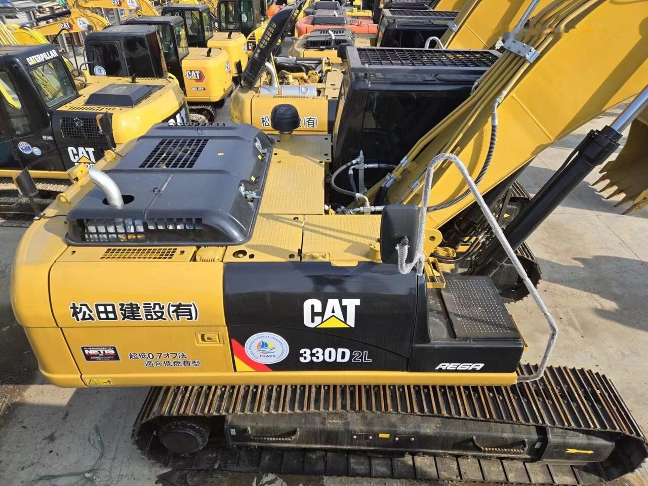 Caterpillar 330D2L - Гусеничный экскаватор: фото 2 Caterpillar 330D2L - Гусеничный экскаватор: фото 2