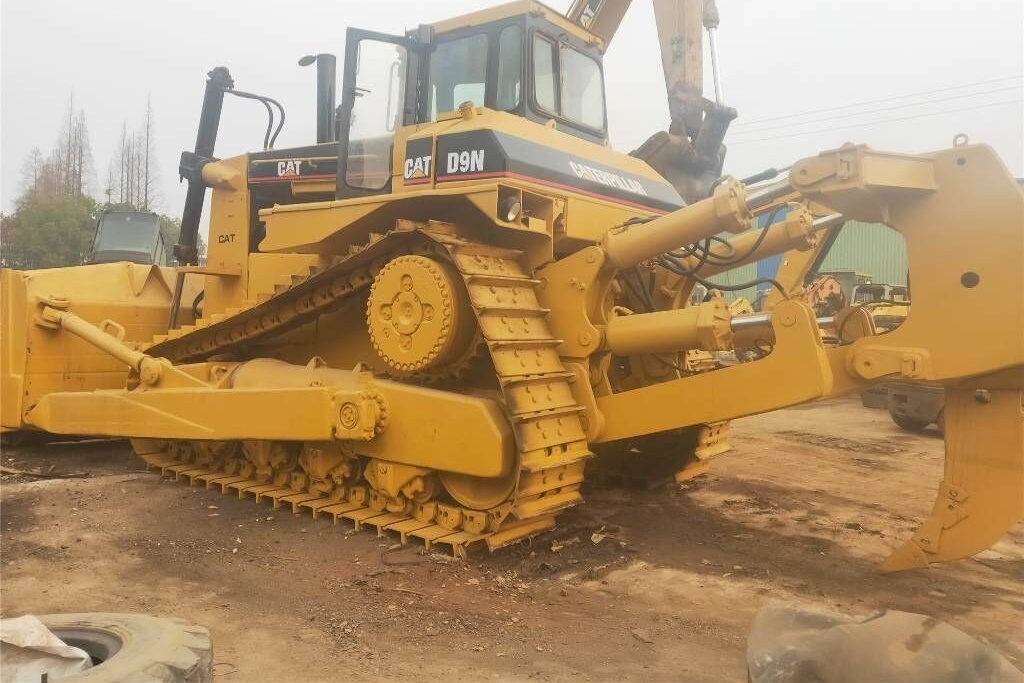 Caterpillar D 9 N - Бульдозер: фото 4 Caterpillar D 9 N - Бульдозер: фото 4