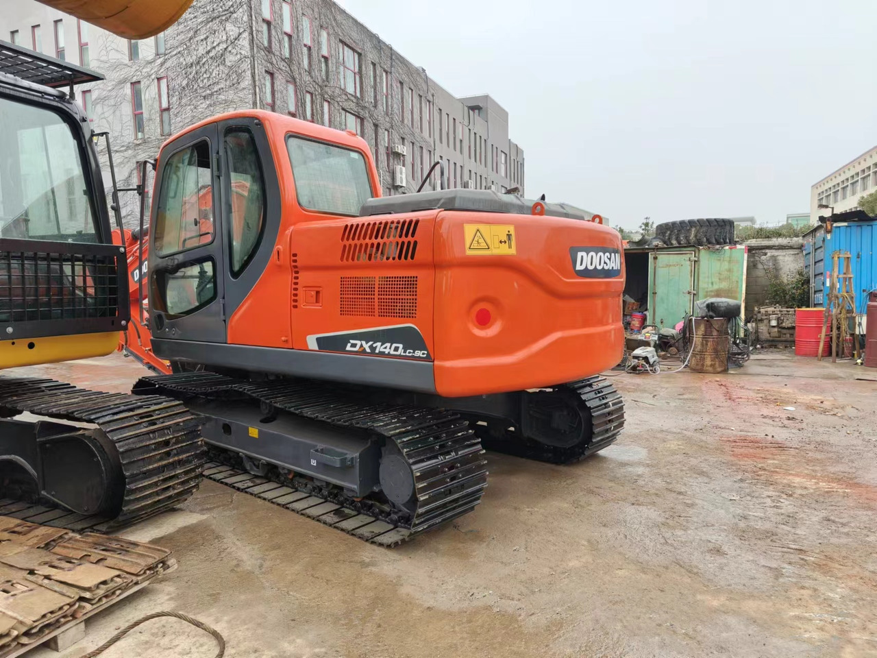 DOOSAN DX140 - Экскаватор: фото 2 DOOSAN DX140 - Экскаватор: фото 2