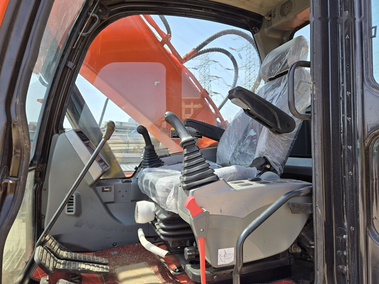 Doosan DX225 - Гусеничный экскаватор: фото 5 Doosan DX225 - Гусеничный экскаватор: фото 5