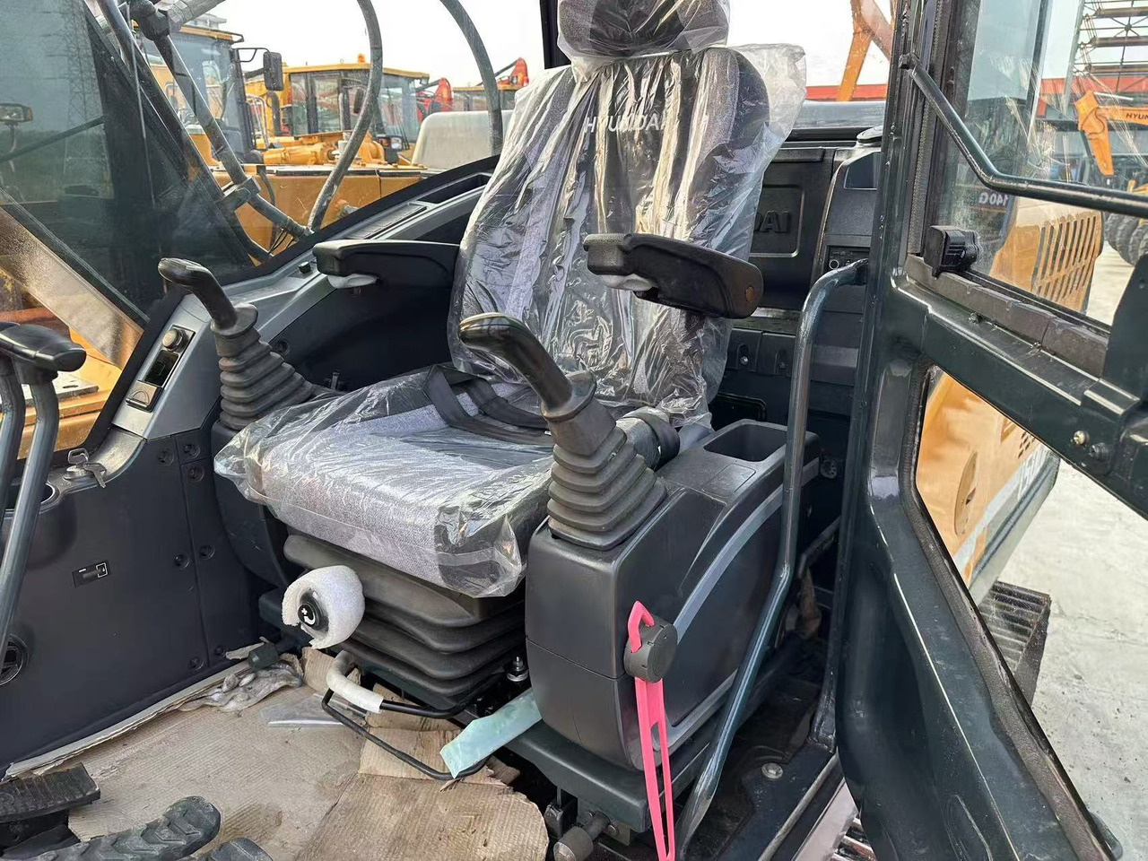 HYUNDAI R150LC-9S - Экскаватор: фото 4 HYUNDAI R150LC-9S - Экскаватор: фото 4