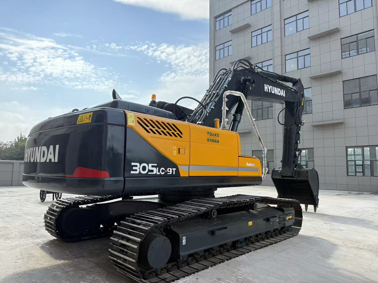 HYUNDAI R305LC-9T - Экскаватор: фото 4 HYUNDAI R305LC-9T - Экскаватор: фото 4