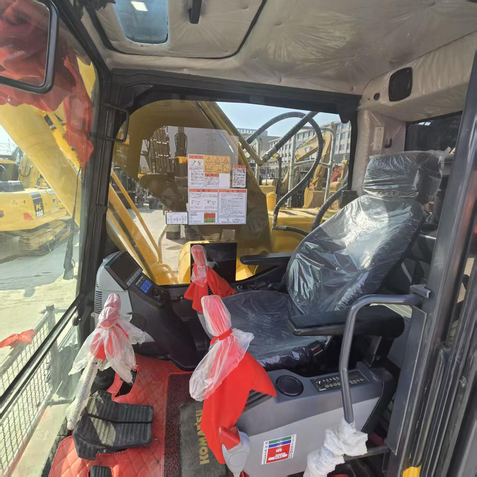 Экскаватор KOMATSU PC210: фото 8 Экскаватор KOMATSU PC210: фото 8