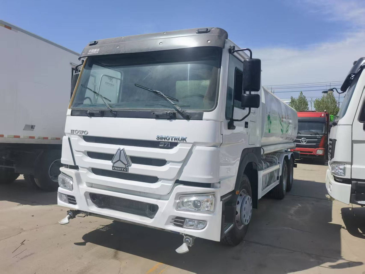 Sinotruk HOWO 371 6*4 Sprinkler truck - Коммунальная/ Специальная техника: фото 4 Sinotruk HOWO 371 6*4 Sprinkler truck - Коммунальная/ Специальная техника: фото 4