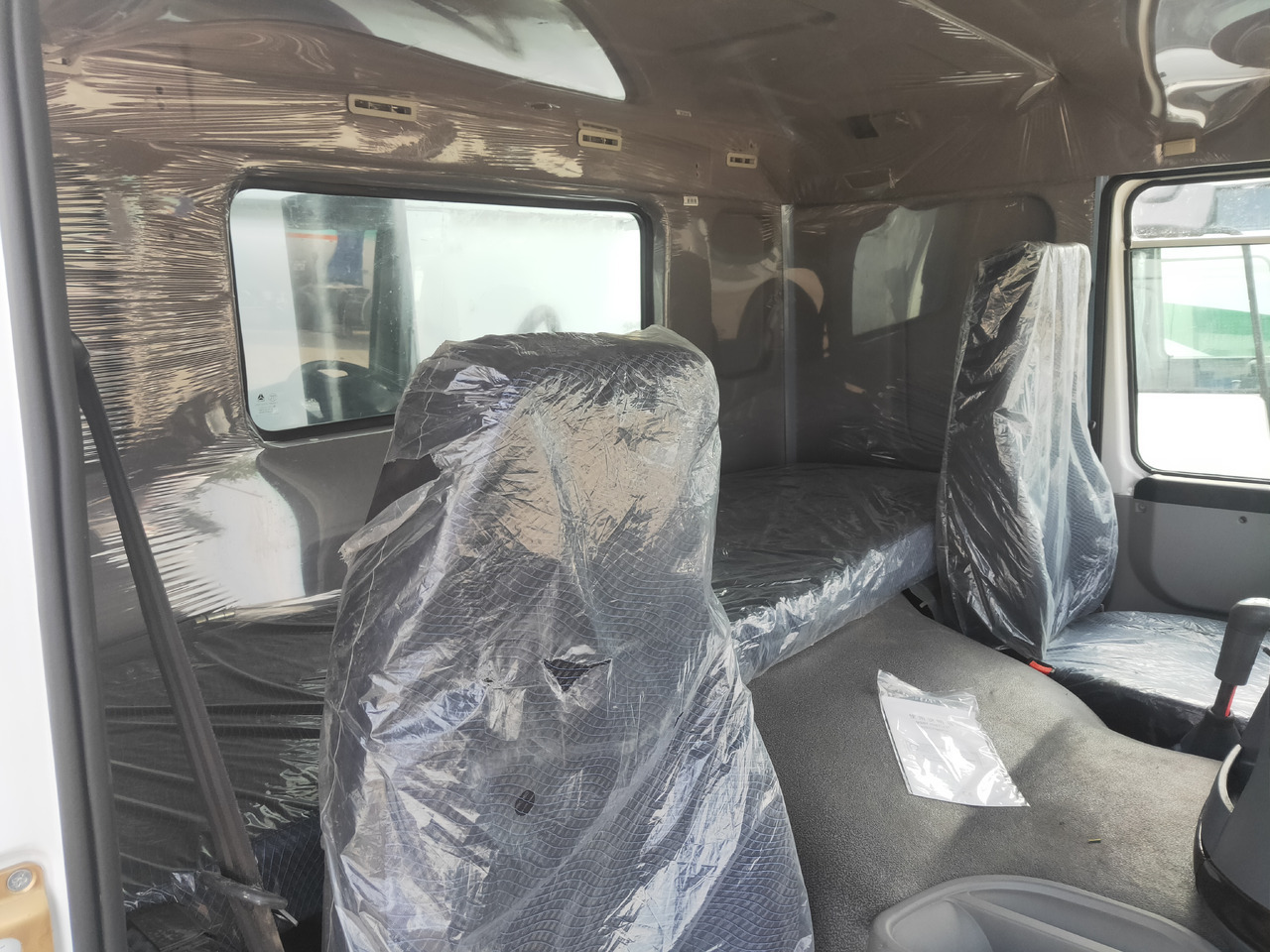 Самосвал Sinotruk HOWO 371 6*4 Dump truck: фото 12 Самосвал Sinotruk HOWO 371 6*4 Dump truck: фото 12