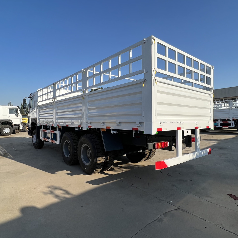 Sinotruk HOWO 371 6*4 Fence truck - Грузовик бортовой/ Платформа: фото 3 Sinotruk HOWO 371 6*4 Fence truck - Грузовик бортовой/ Платформа: фото 3