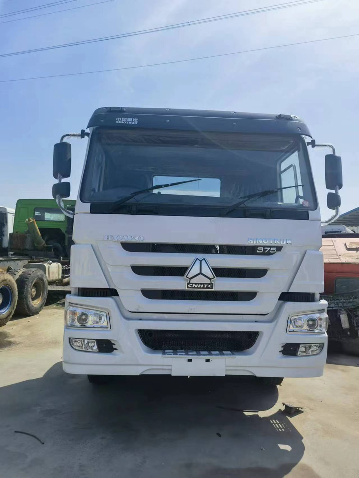 Sinotruk HOWO 375 tractor - Мини-самосвал: фото 5 Sinotruk HOWO 375 tractor - Мини-самосвал: фото 5