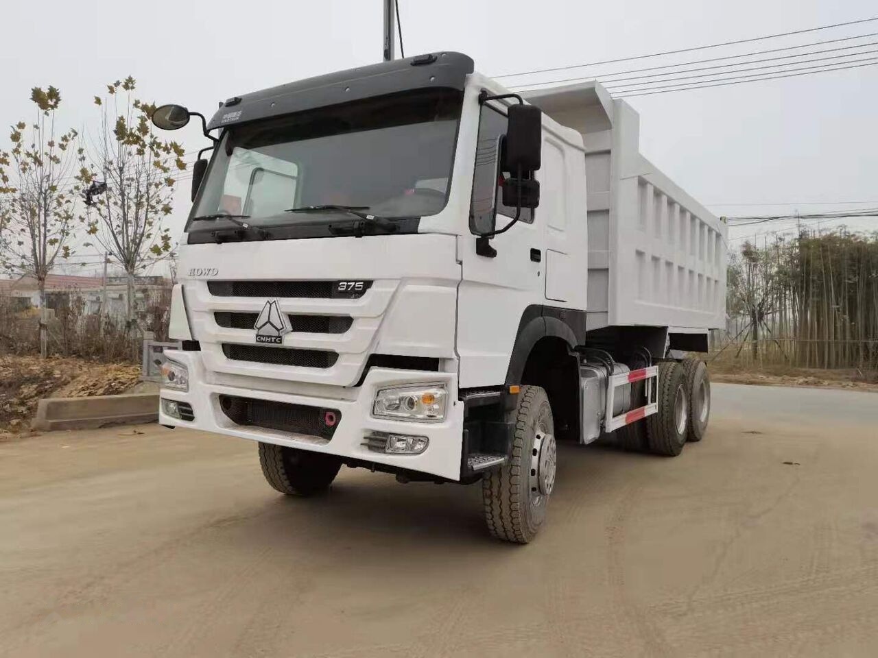 Sinotruk HOWO 6*4 Dump truck - Самосвал: фото 4 Sinotruk HOWO 6*4 Dump truck - Самосвал: фото 4