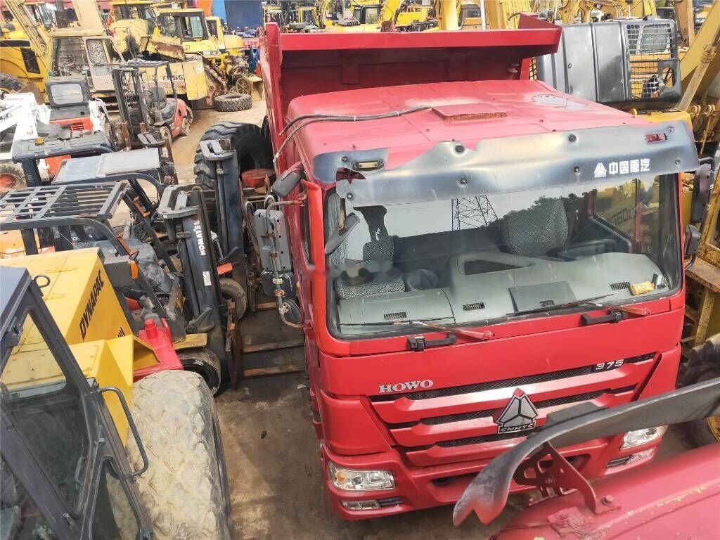 Sinotruk HOWO 8*4 Dump truck - Самосвал: фото 2 Sinotruk HOWO 8*4 Dump truck - Самосвал: фото 2