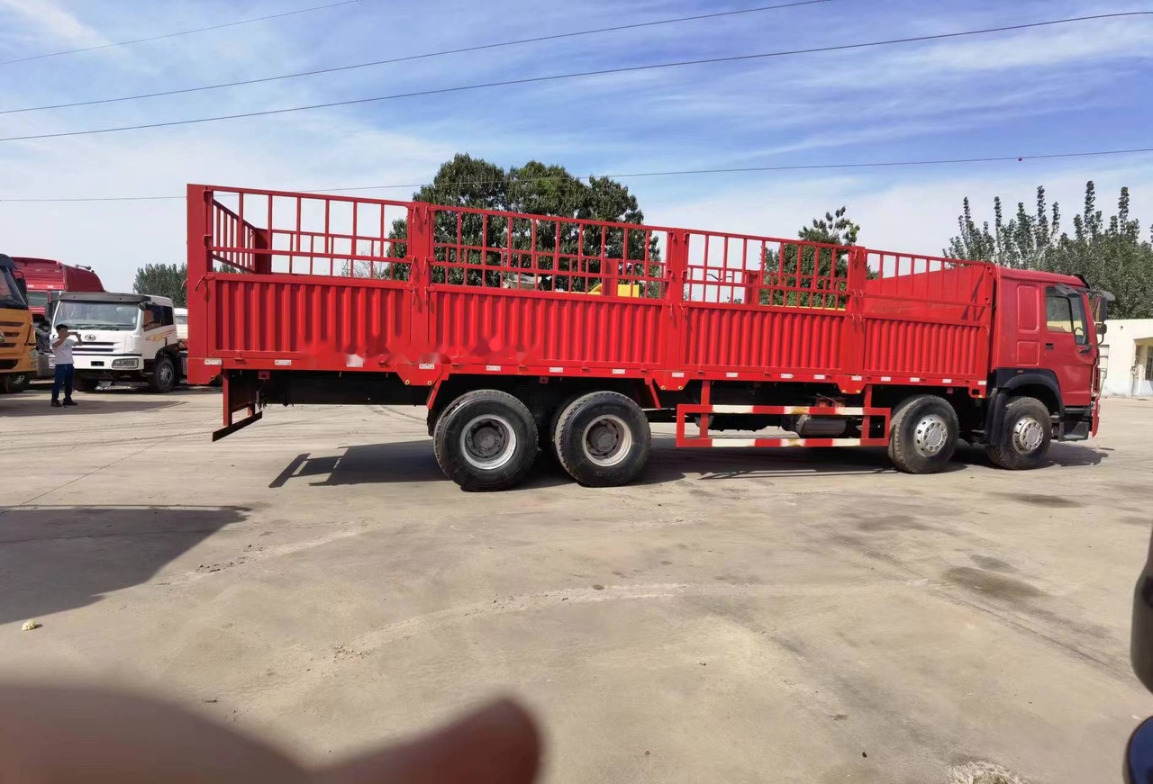 Sinotruk HOWO 8*4 Fence Truck - Мини-самосвал: фото 5 Sinotruk HOWO 8*4 Fence Truck - Мини-самосвал: фото 5