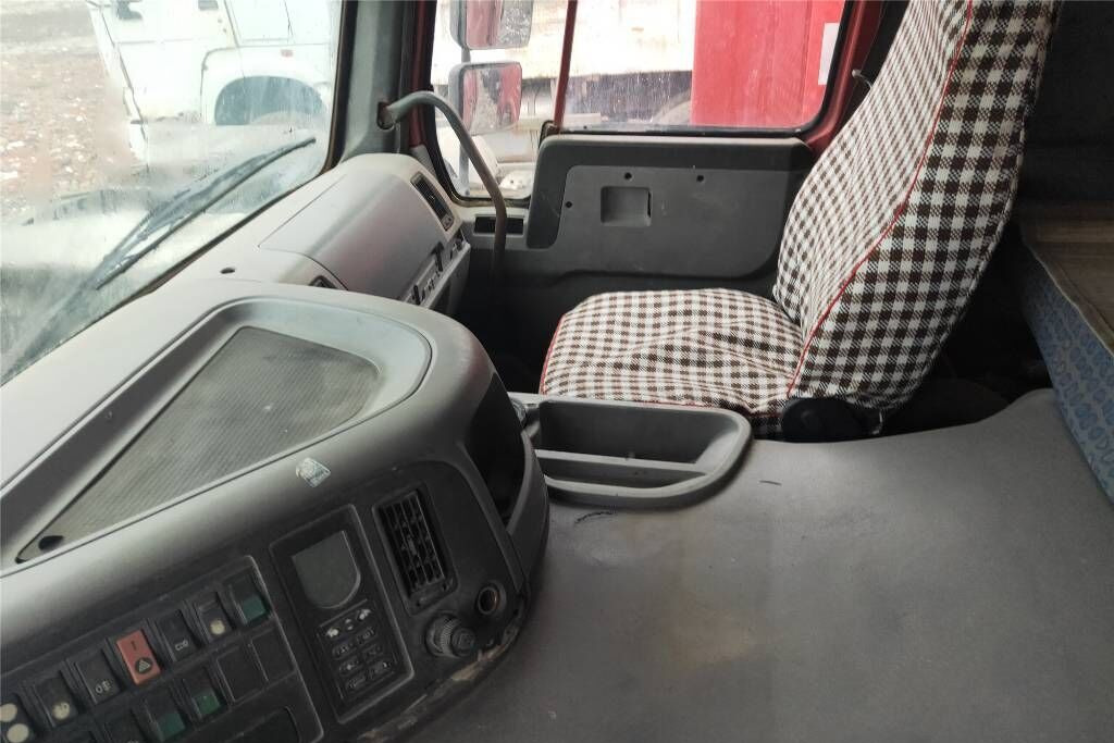 Sinotruk Howo - Самосвал: фото 5 Sinotruk Howo - Самосвал: фото 5