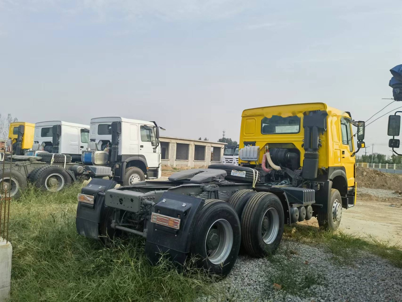 Sinotruk HOWO 371 Tractor - Тягач: фото 2 Sinotruk HOWO 371 Tractor - Тягач: фото 2