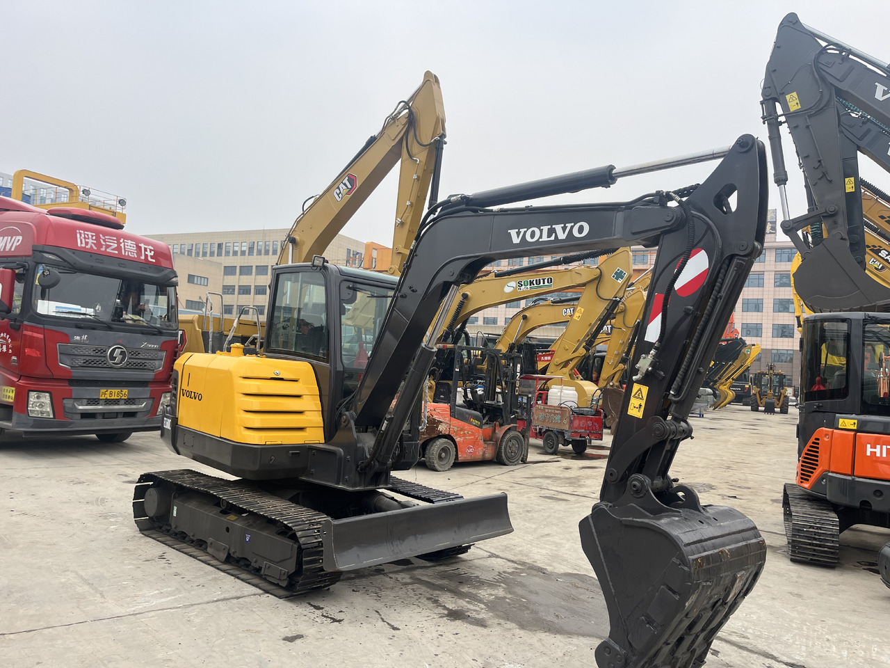 VOLVO EC60C - Мини-экскаватор: фото 2 VOLVO EC60C - Мини-экскаватор: фото 2