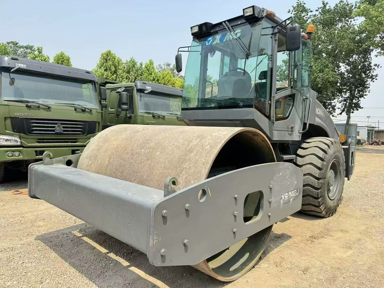 XCMG XS142J - Дорожный каток: фото 1 XCMG XS142J - Дорожный каток: фото 1