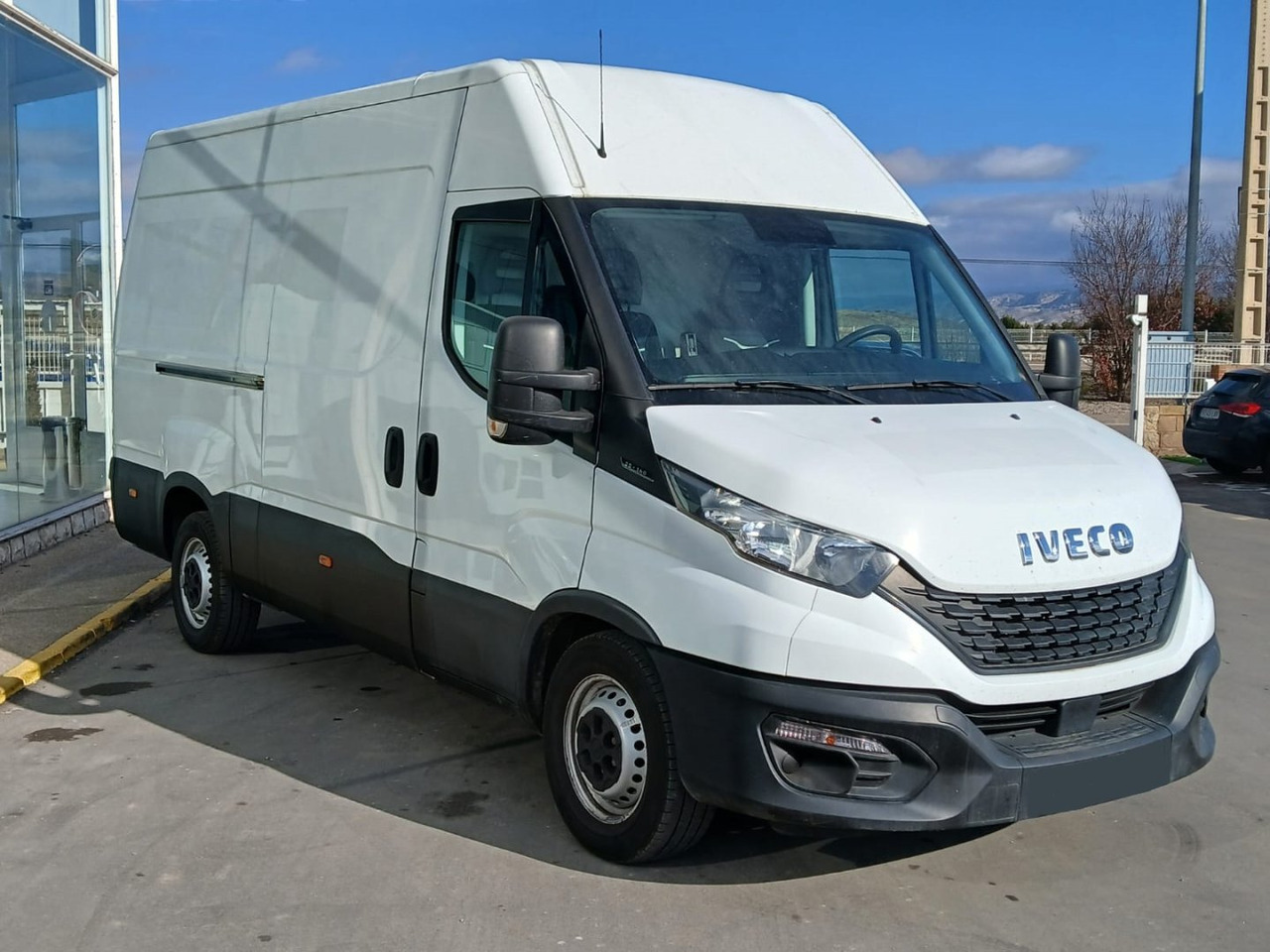 Furgón IVECO 35S14 12m3 - Цельнометаллический фургон: фото 3 Furgón IVECO 35S14 12m3 - Цельнометаллический фургон: фото 3