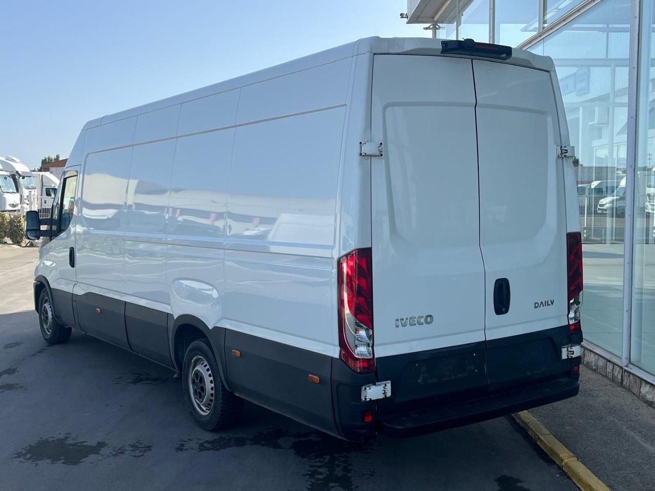 Furgón IVECO 35S14 16m3 - Цельнометаллический фургон: фото 4 Furgón IVECO 35S14 16m3 - Цельнометаллический фургон: фото 4