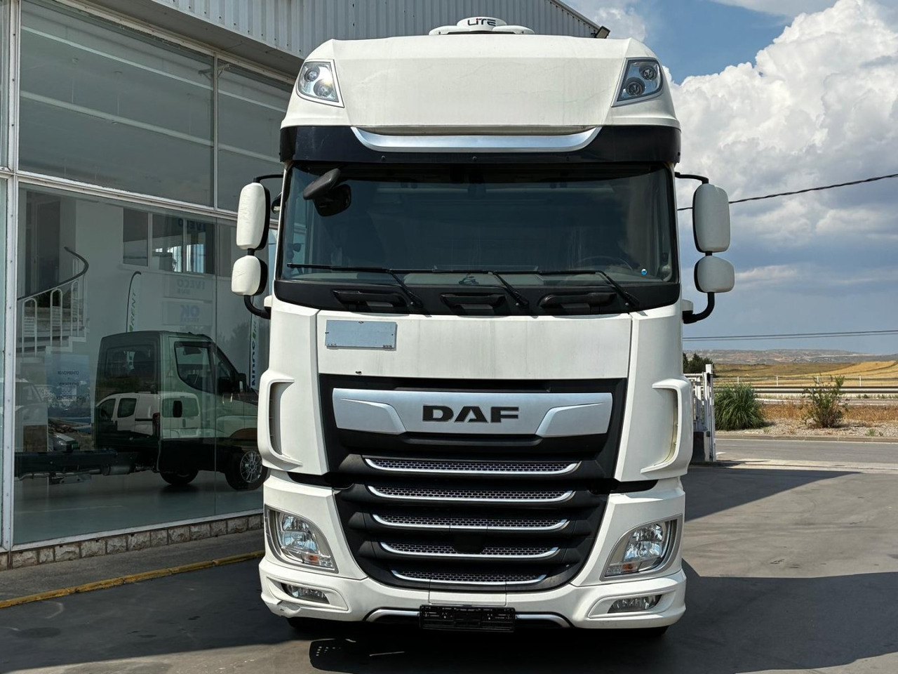 Cabeza Tractora DAF 480 AUTOMATICA CON INTARDER - Тягач: фото 2 Cabeza Tractora DAF 480 AUTOMATICA CON INTARDER - Тягач: фото 2