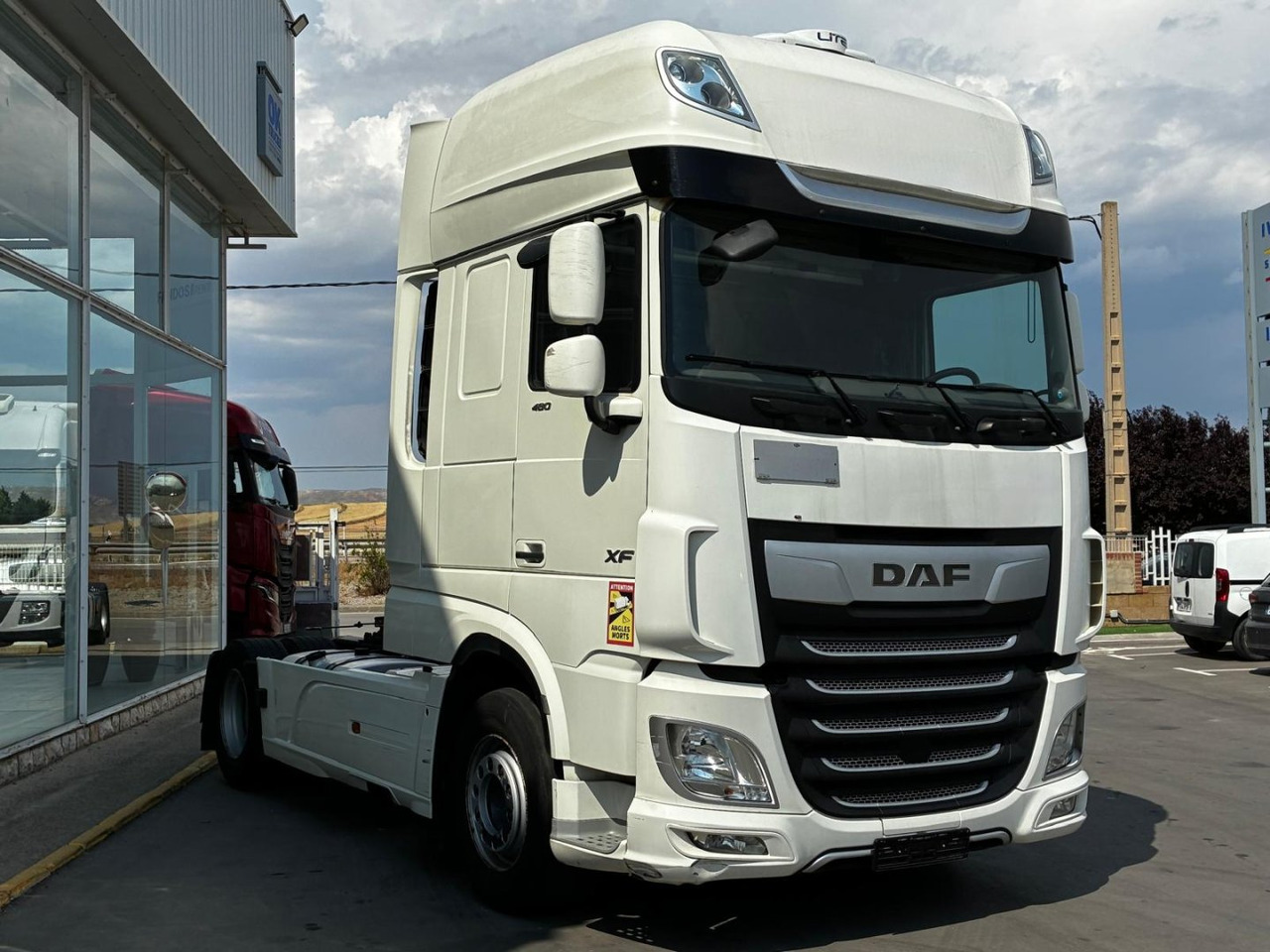 Cabeza Tractora DAF 480 AUTOMATICA CON INTARDER - Тягач: фото 3 Cabeza Tractora DAF 480 AUTOMATICA CON INTARDER - Тягач: фото 3