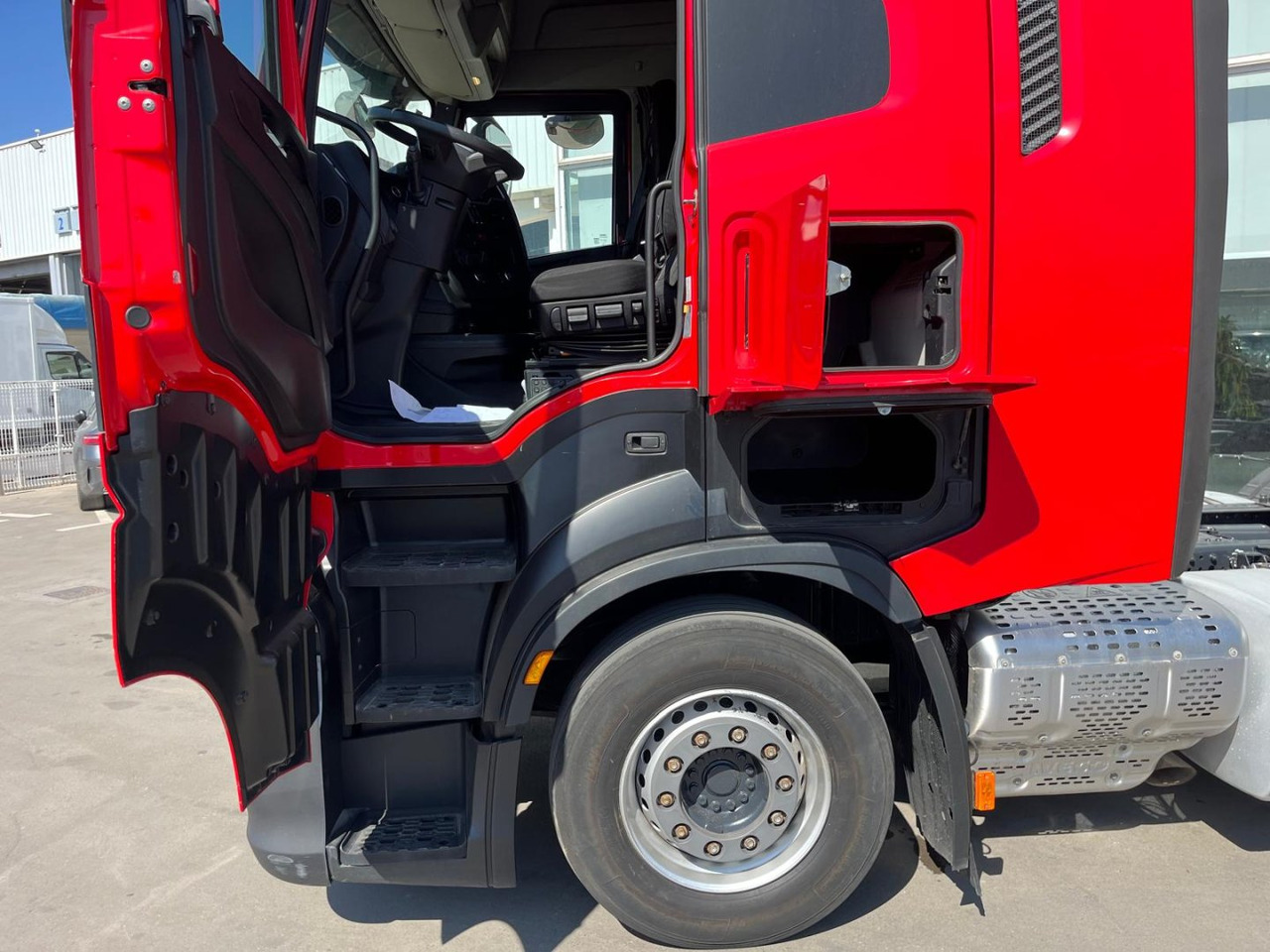 Cabeza Tractora IVECO 460 AUTOMATICO CON INTARDER - Тягач: фото 5 Cabeza Tractora IVECO 460 AUTOMATICO CON INTARDER - Тягач: фото 5