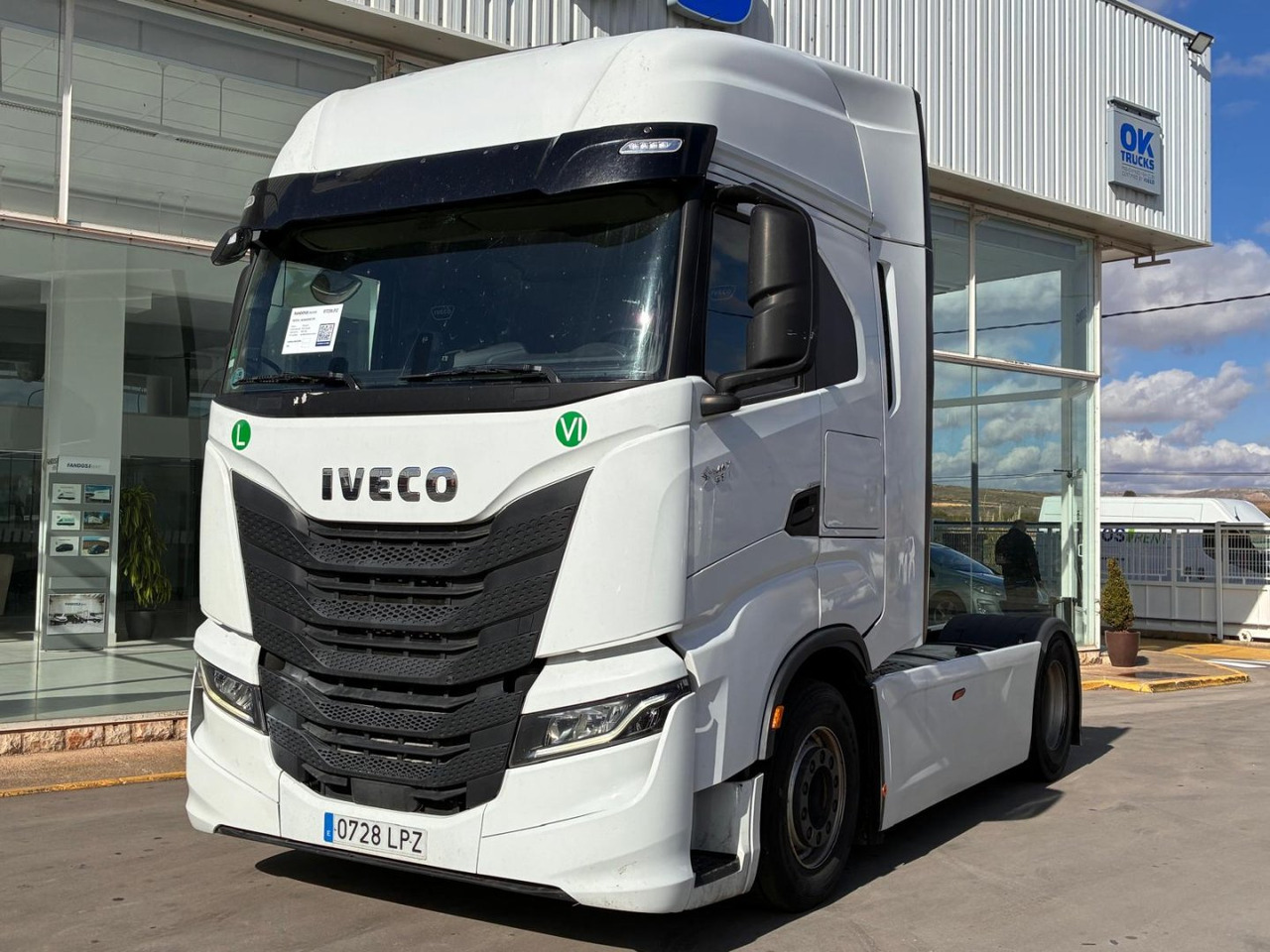 Cabeza Tractora IVECO S-WAY 510 AUTOMATICO CON INTARDER - Тягач: фото 1 Cabeza Tractora IVECO S-WAY 510 AUTOMATICO CON INTARDER - Тягач: фото 1
