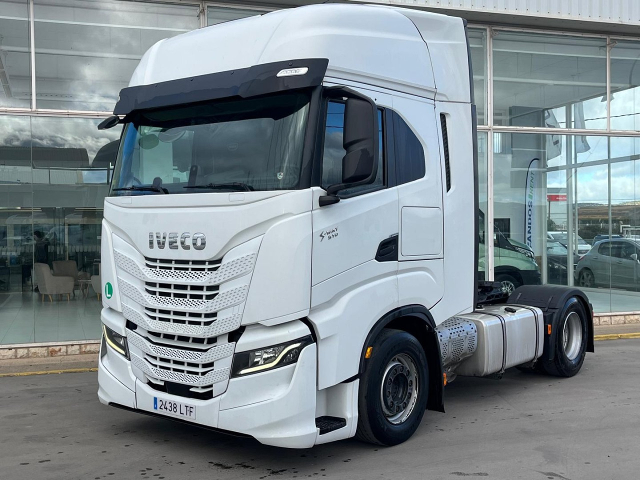 Cabeza Tractora IVECO S-WAY 510 AUTOMATICO CON INTARDER - Тягач: фото 1 Cabeza Tractora IVECO S-WAY 510 AUTOMATICO CON INTARDER - Тягач: фото 1