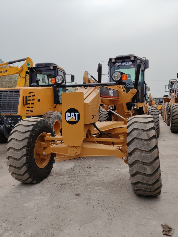 CAT 140G CATERPILLAR 140 G - Грейдер: фото 1 CAT 140G CATERPILLAR 140 G - Грейдер: фото 1