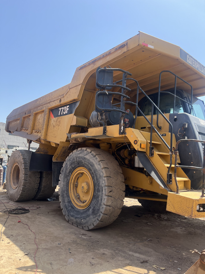 CAT 773F ROCK TRUCK - Горнодобывающая техника: фото 3 CAT 773F ROCK TRUCK - Горнодобывающая техника: фото 3